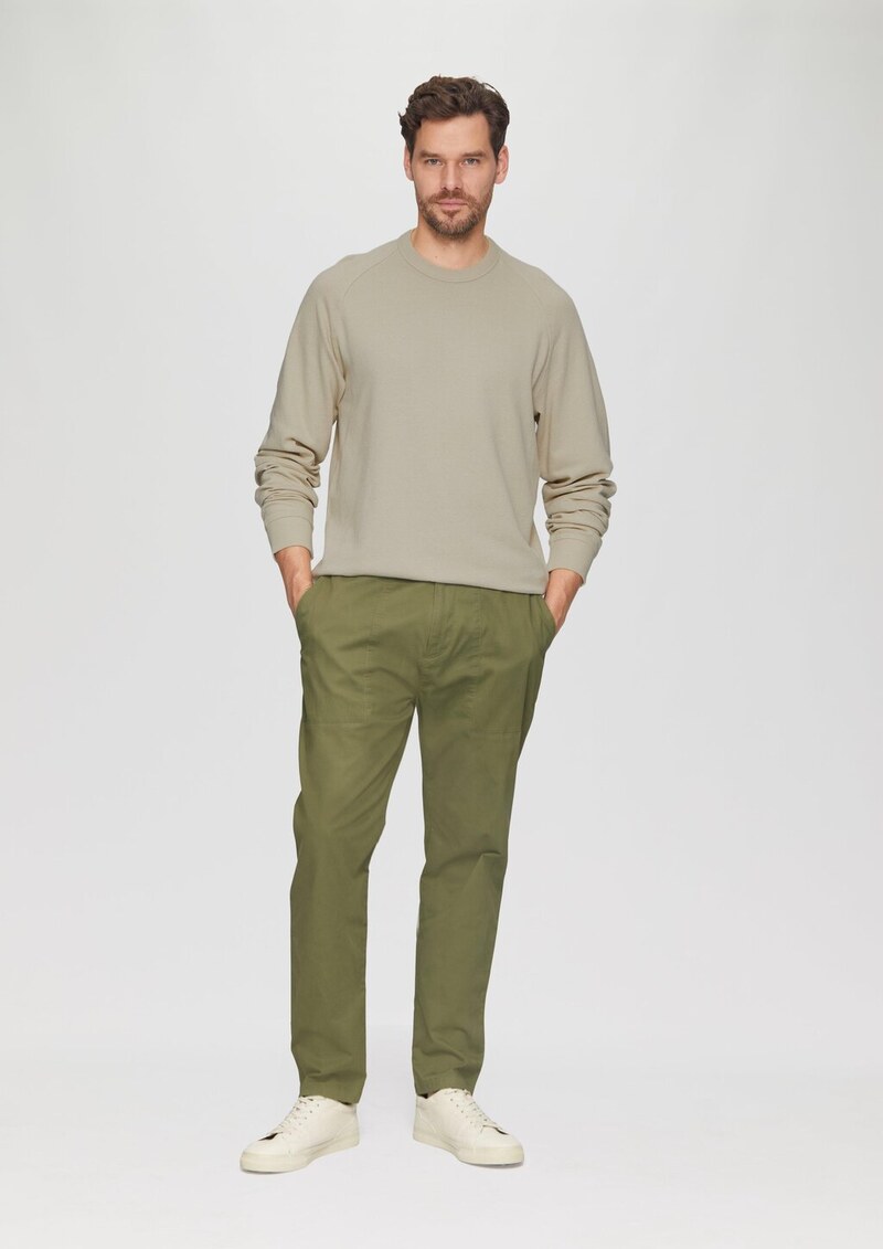 Leichtes Sweatshirt mit Crewneck und Raglanärmeln