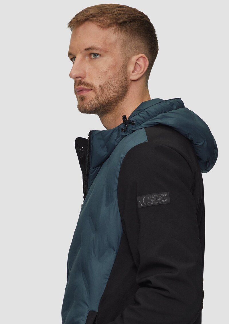 Leichte Steppjacke im Fabricmix