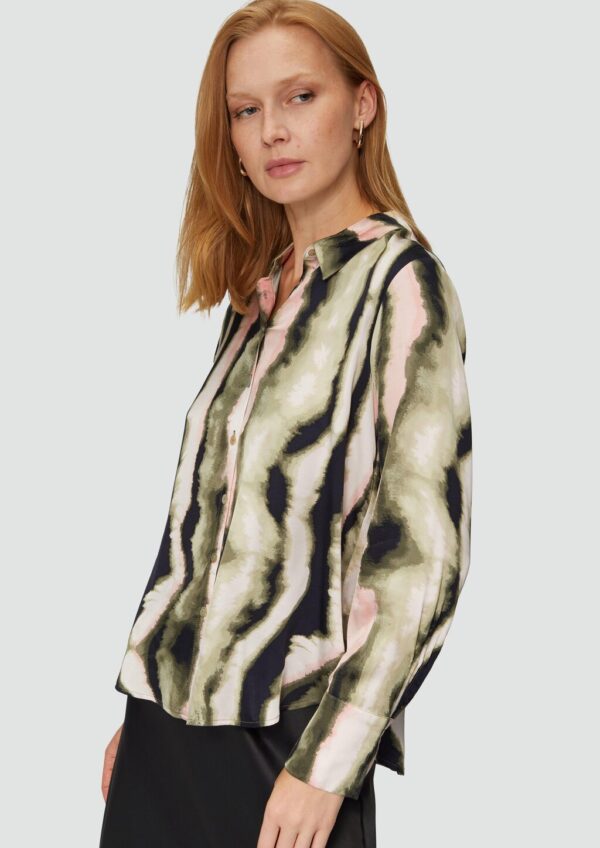 Satin-Bluse mit All-over-Print