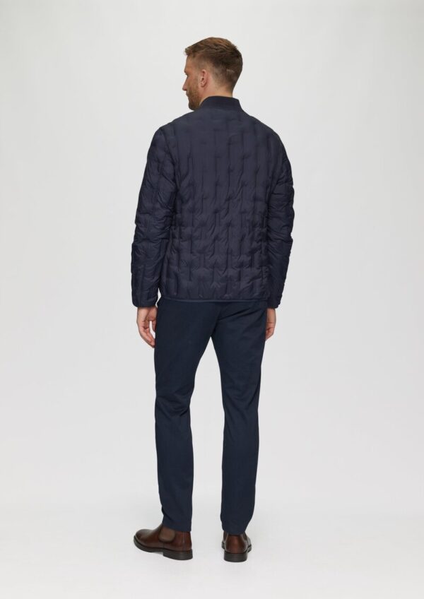 Leichte Steppjacke mit Strickkragen