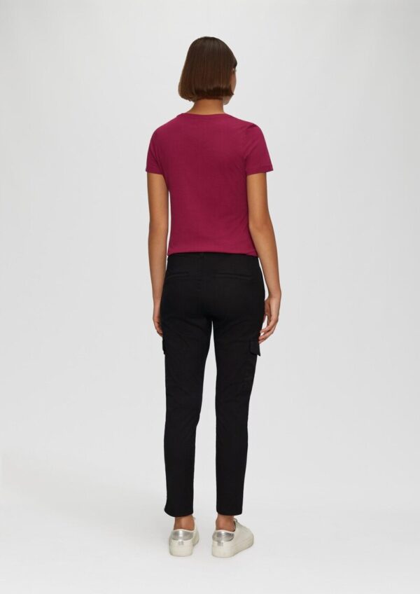 Chinohose Betsy mit Cargotaschen und Ziernähten