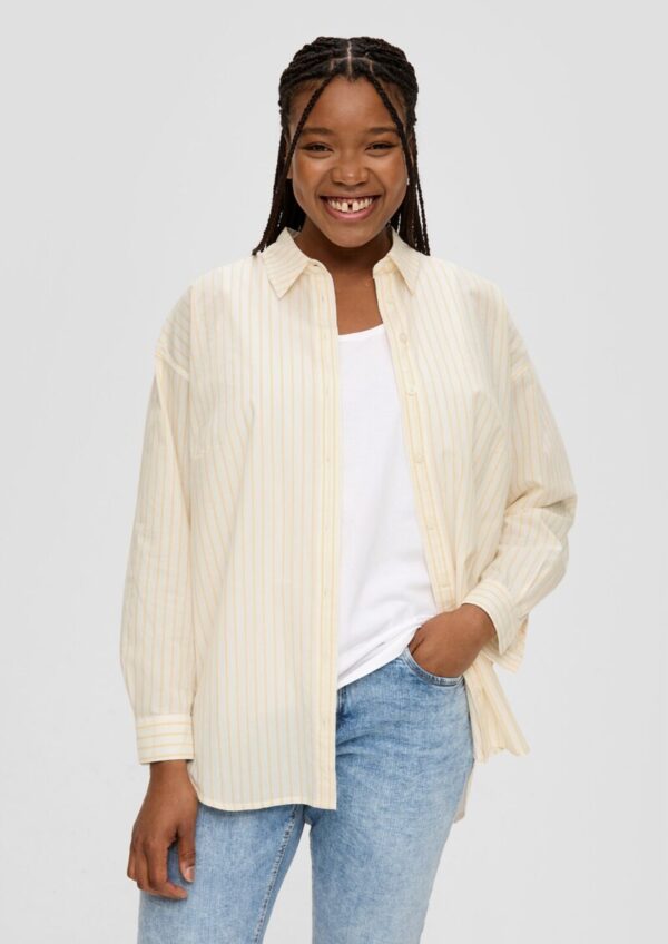 Hemd mit verlängertem Rückensaum