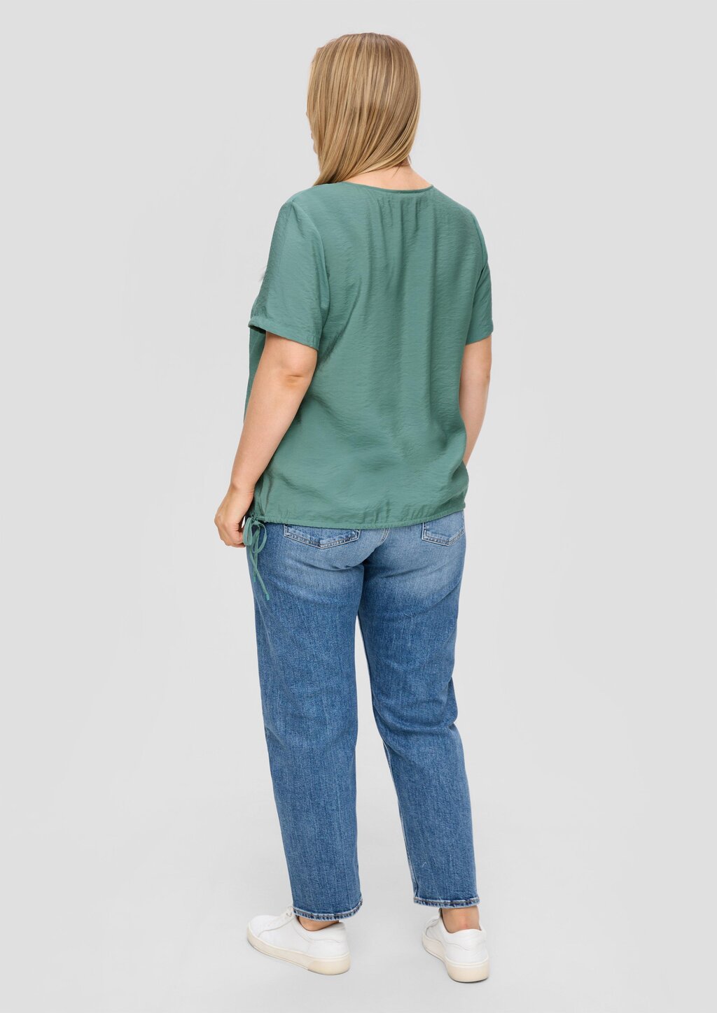 Gemusterte Viskosebluse in O-Shape