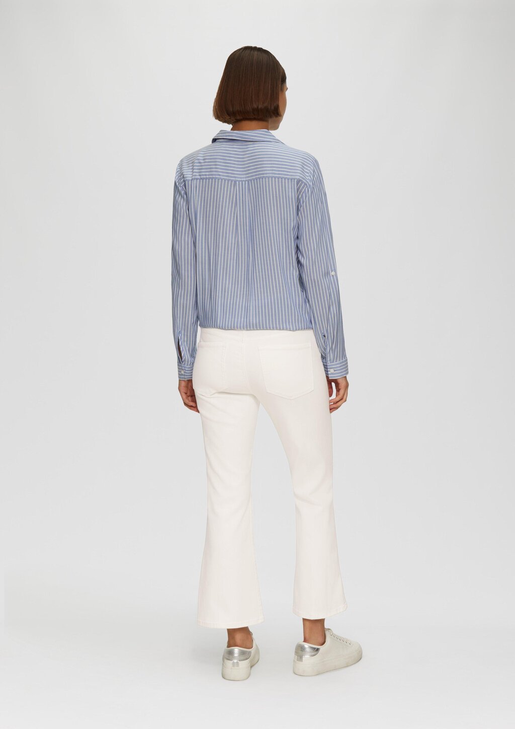 Cropped Jeans / Regular Fit / Mid Rise / Flared Leg