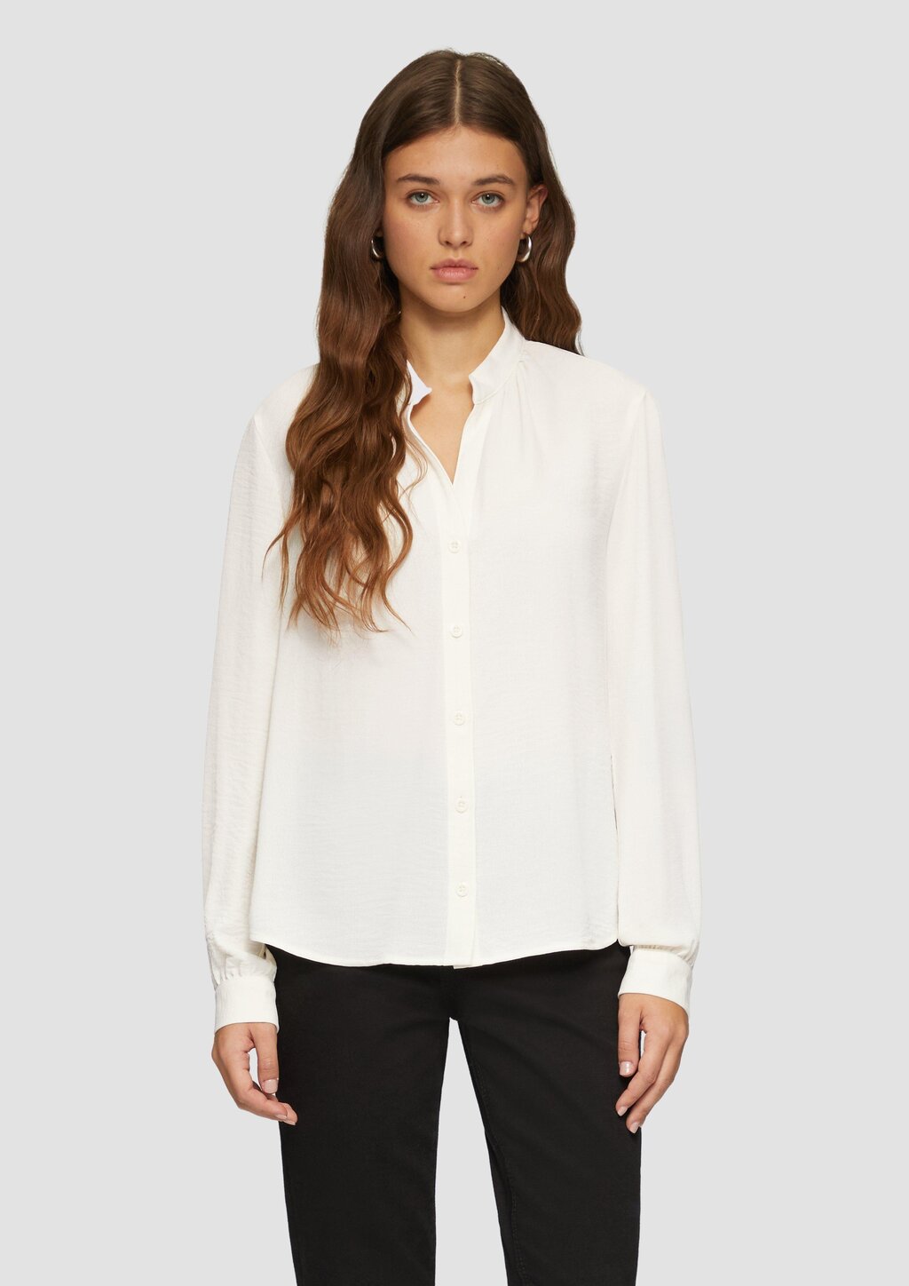 Durchgeknöpfte Bluse aus Crêpe