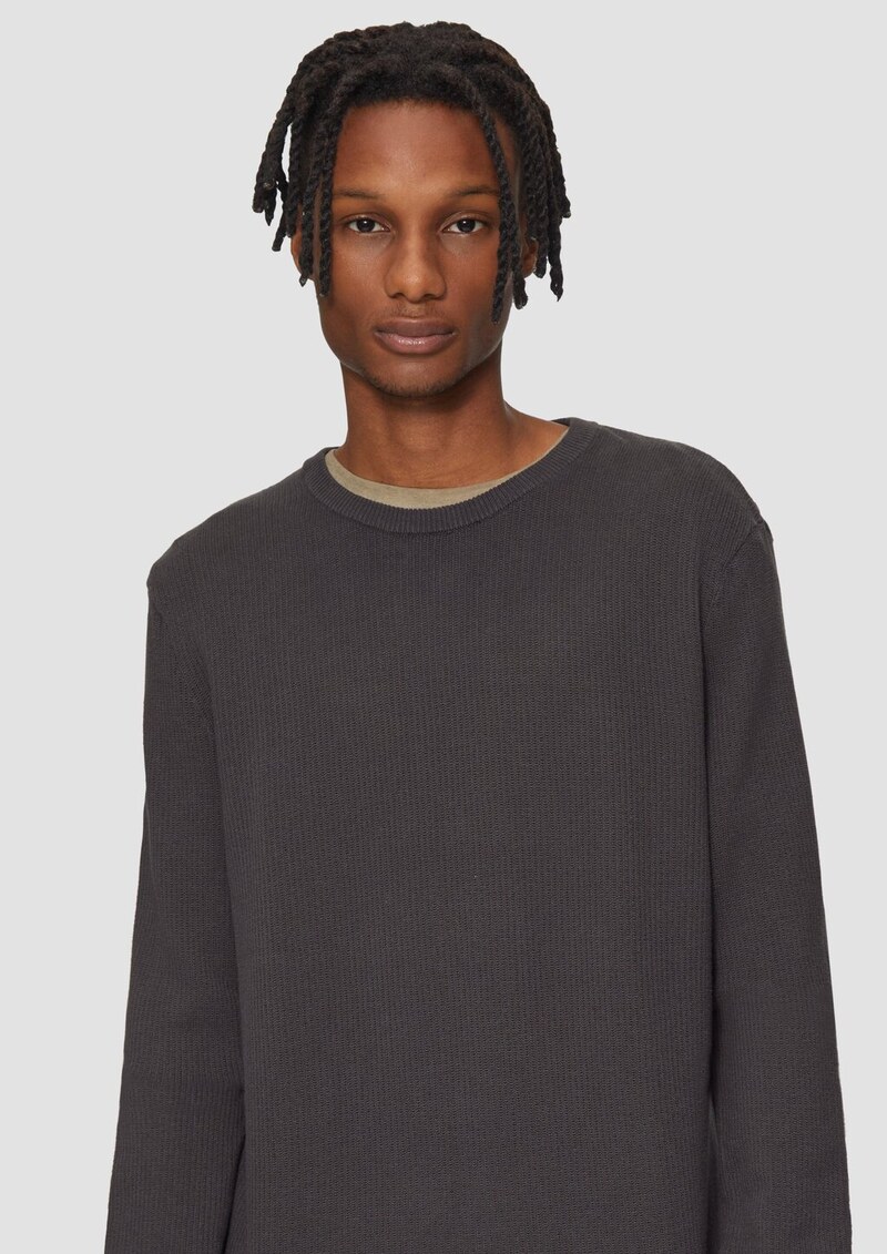 Strickpullover mit Rippstruktur