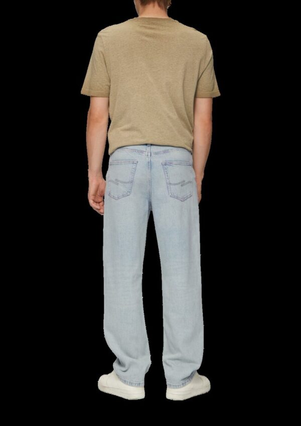 Jeans / Loose Fit / Mid Rise / Straight Leg