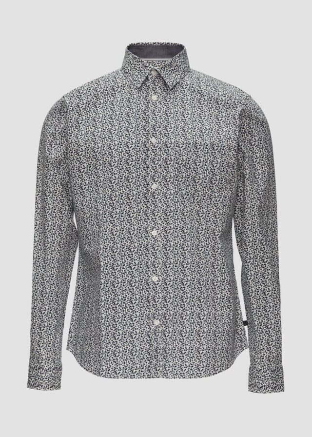 Slim Fit: Gemustertes Hemd mit Kentkragen