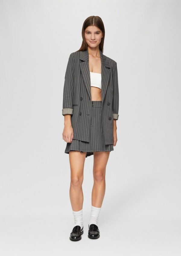 Minirock mit Nadelstreifen