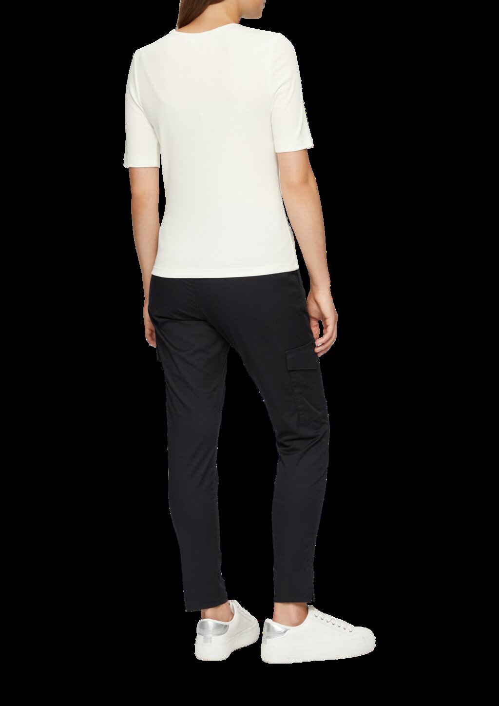 Elastisches Rippshirt mit Cut-out