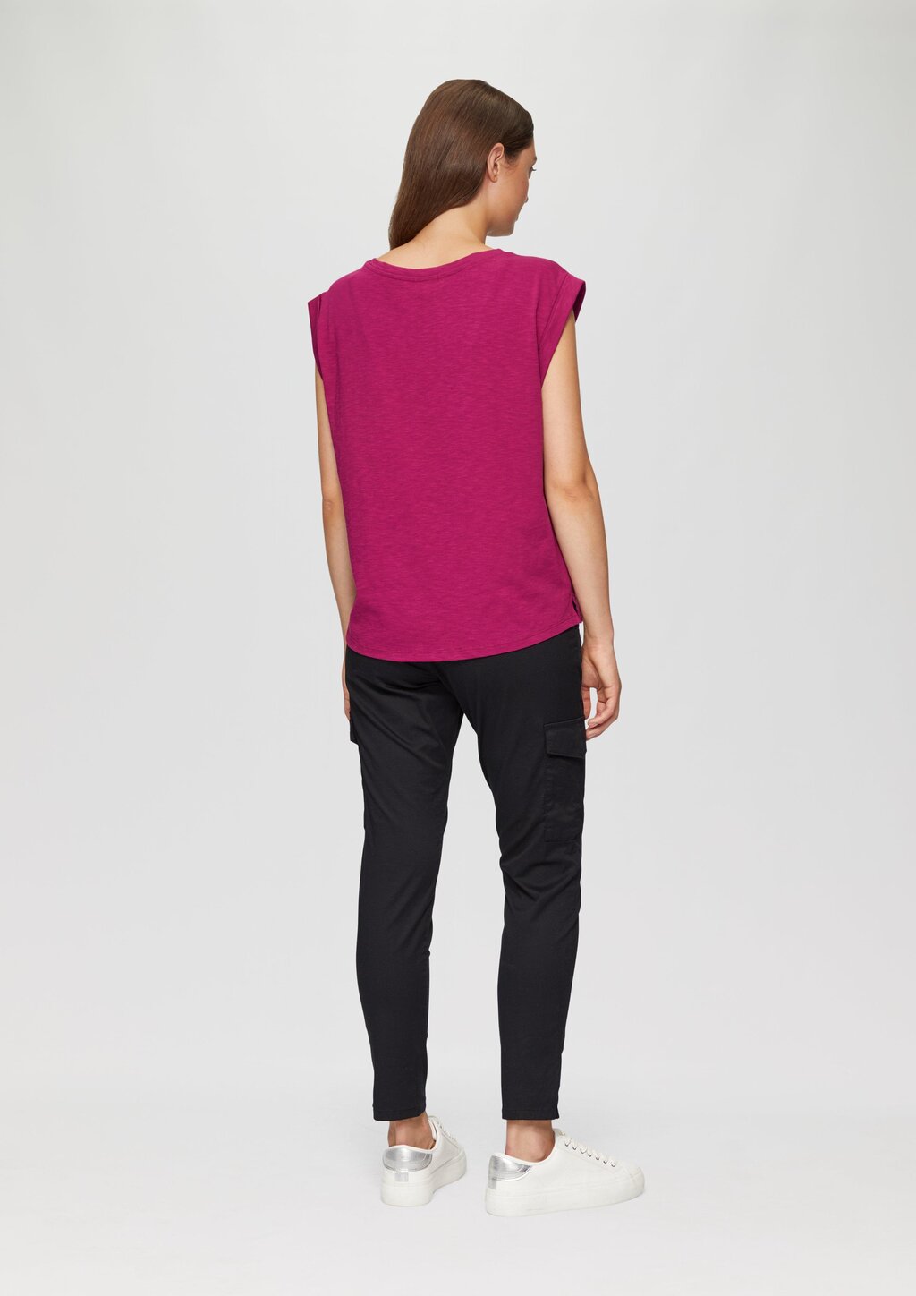 Ärmelloses Flammgarnshirt mit Smok-Details