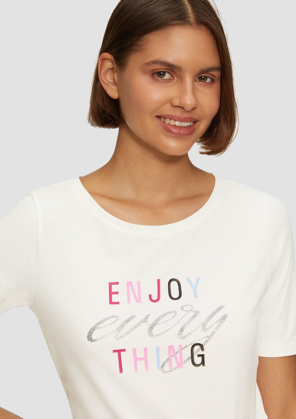 T-Shirt im Slim Fit mit Glitzer-Print