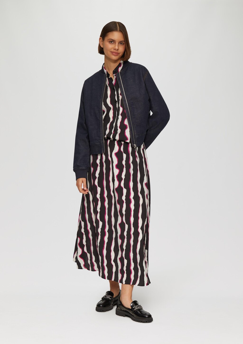 Oversized Hemdbluse aus strukturiertem Viskose