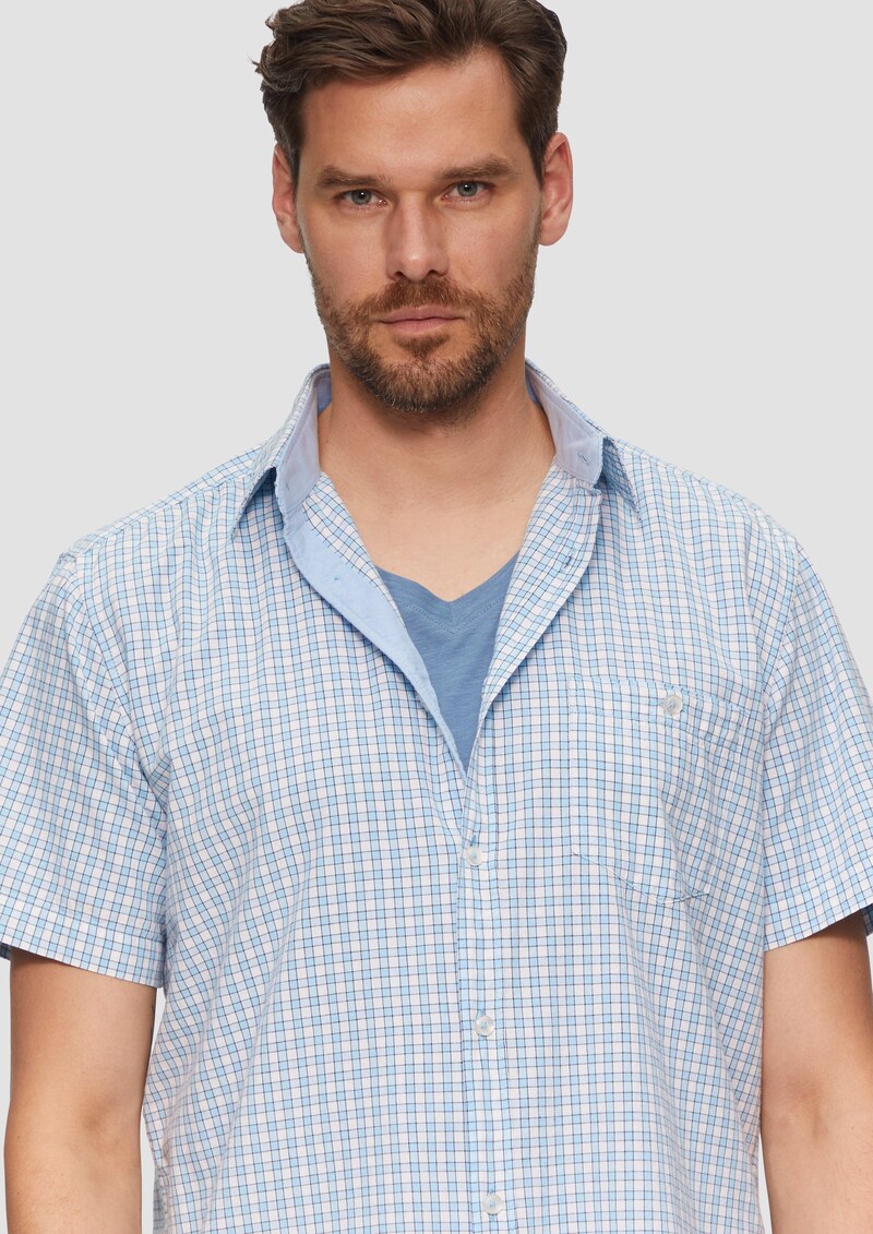 Kurzarmhemd mit Kentkragen