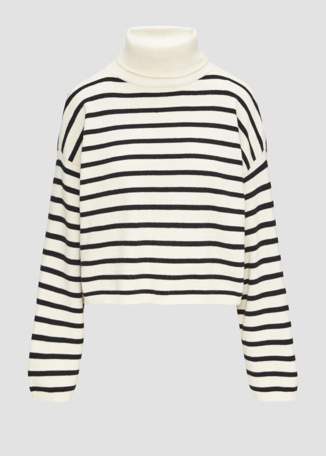 Verkürzter Pullover aus Viskosemix