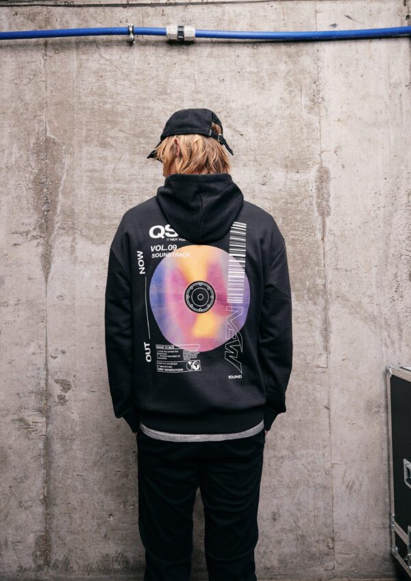 Kapuzensweatshirt mit Front- und Rückenprint