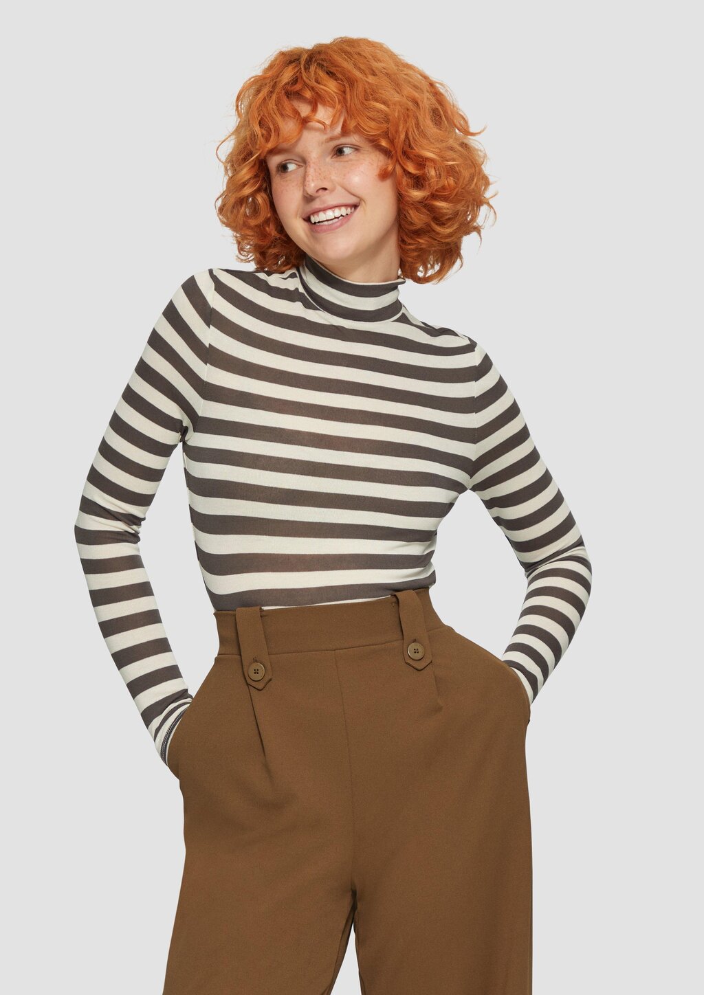 Gestreiftes Longsleeve im Slim Fit