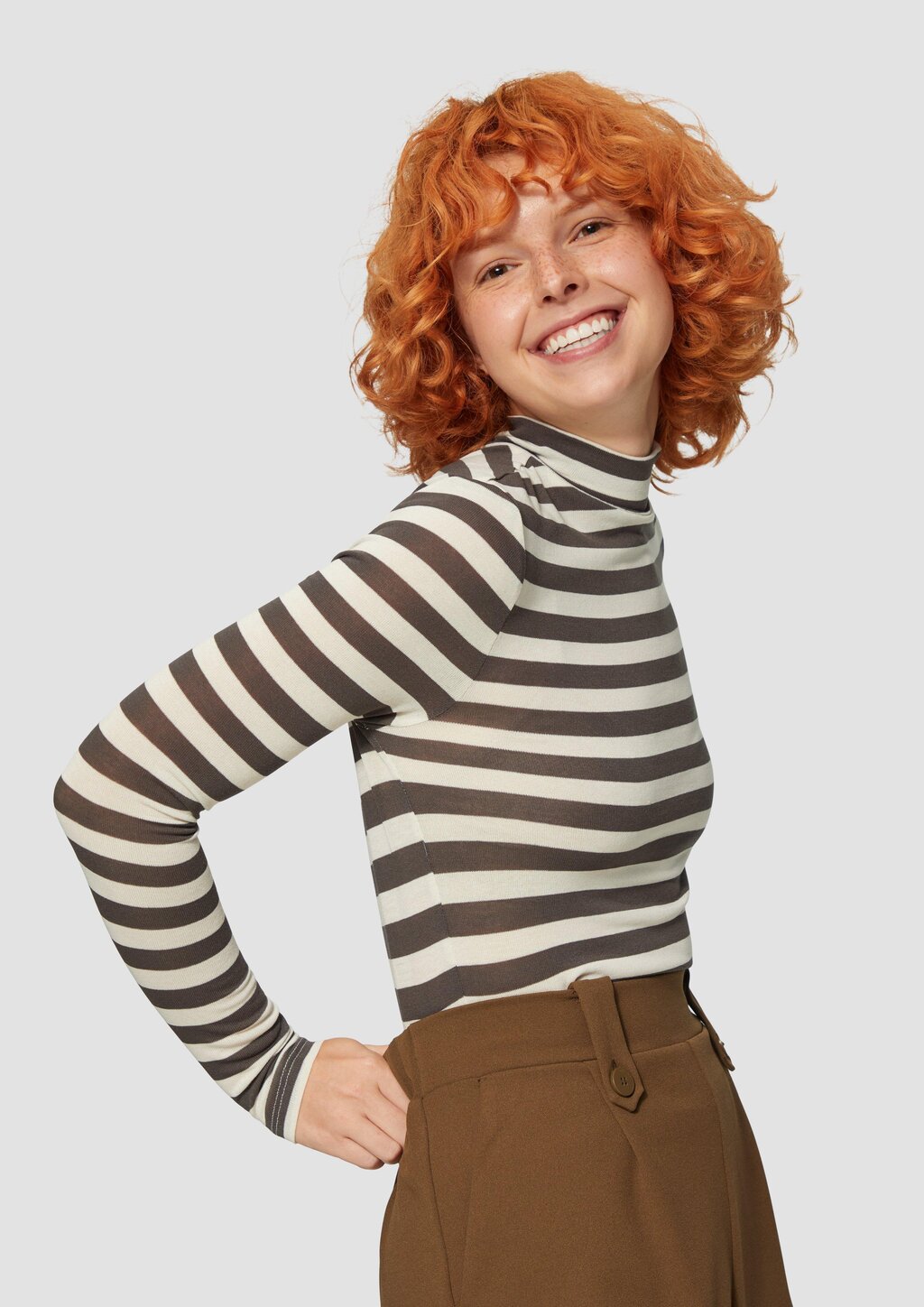 Gestreiftes Longsleeve im Slim Fit