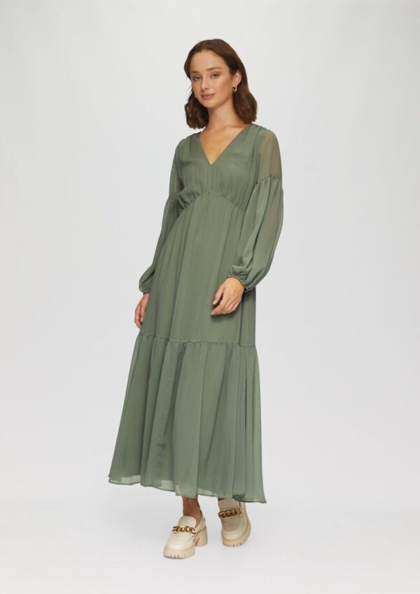 Langes Chiffonkleid im Boho-Stil