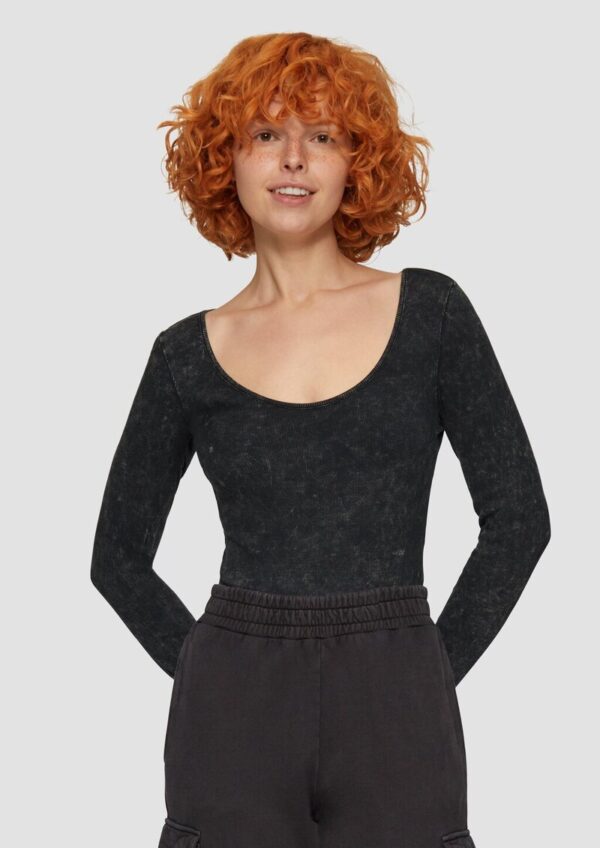 Gewaschener Body mit Rippstruktur