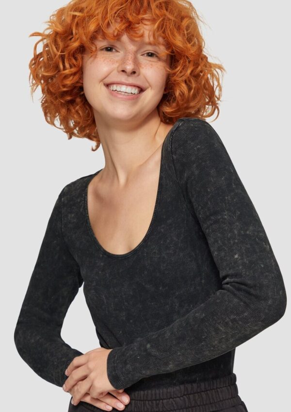 Gewaschener Body mit Rippstruktur