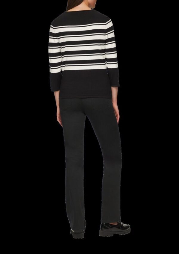 Jeans / High Rise / Flared Leg / Bügelfalten