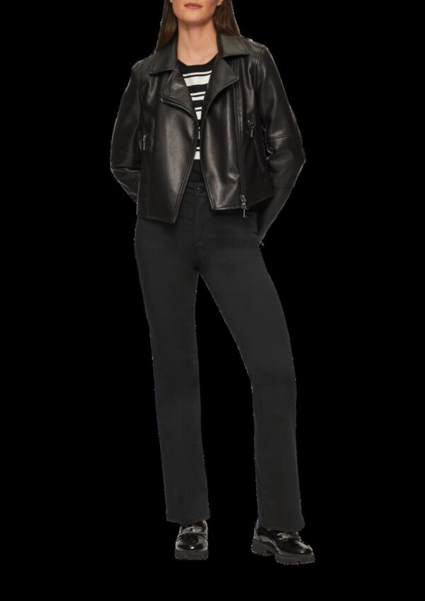 Jeans / High Rise / Flared Leg / Bügelfalten