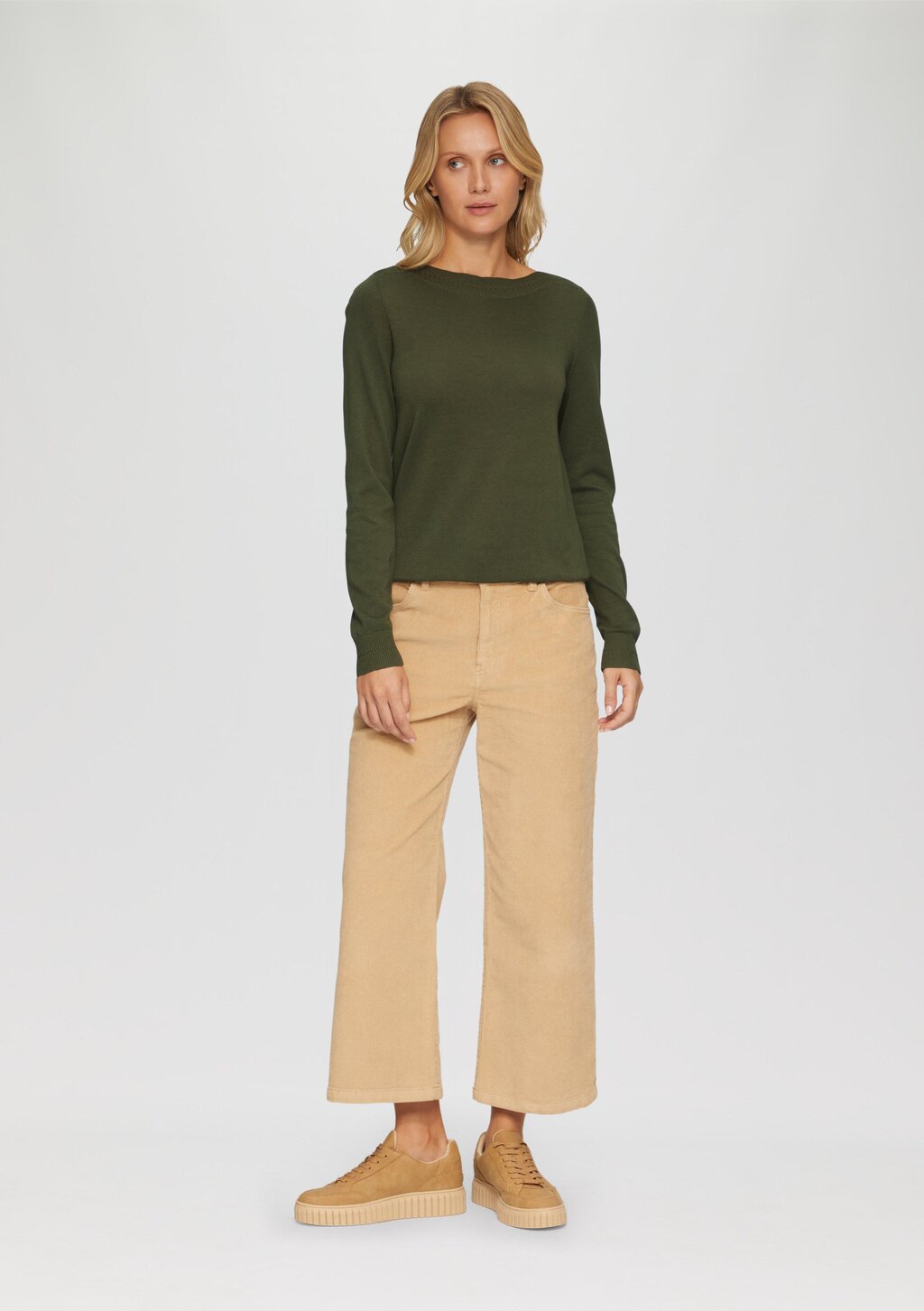 Strickpullover mit U-Boot-Ausschnitt