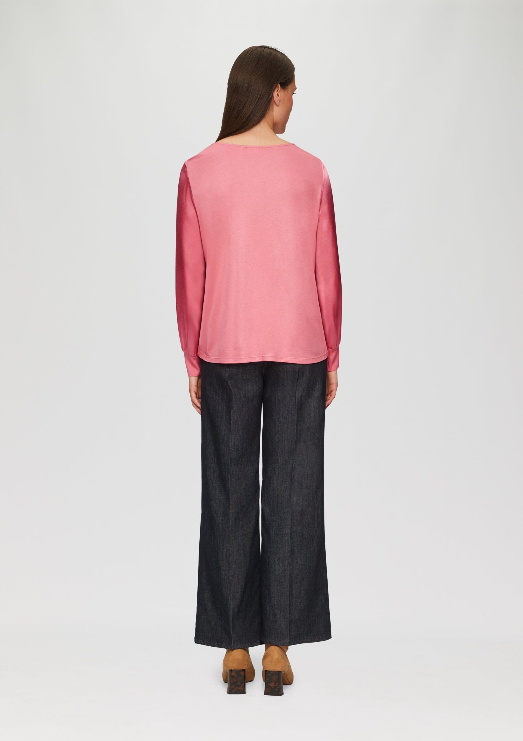 Satiniertes Blusenshirt im Fabricmix mit Raff-Details