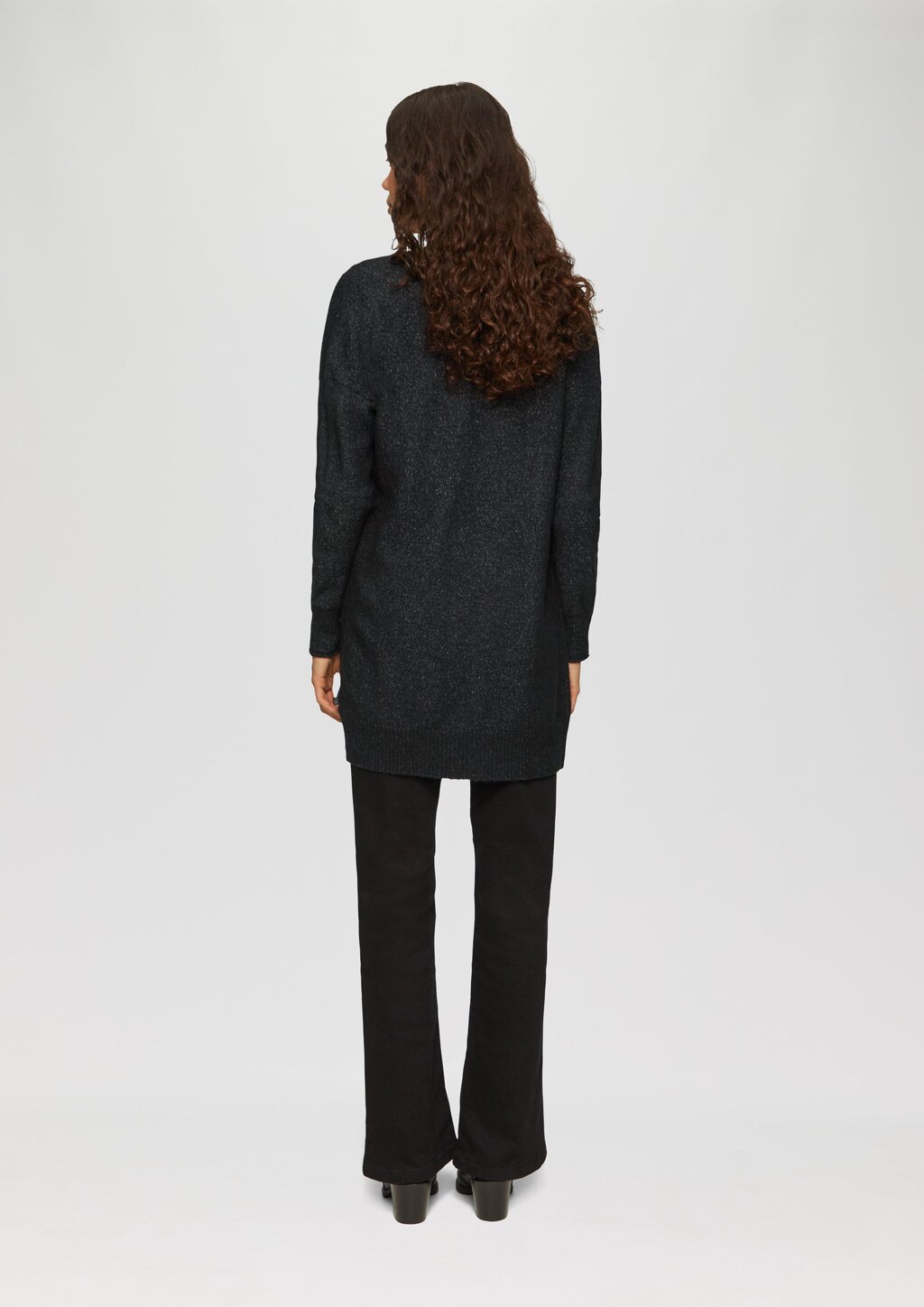 Weiche Strickjacke mit Rollkante