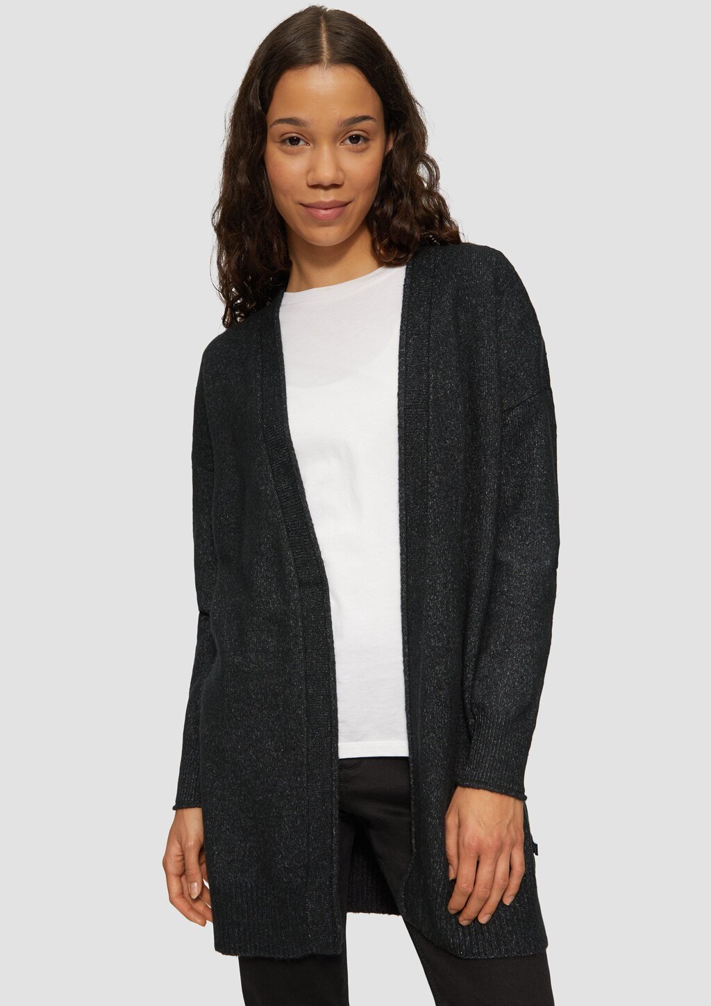 Weiche Strickjacke mit Rollkante