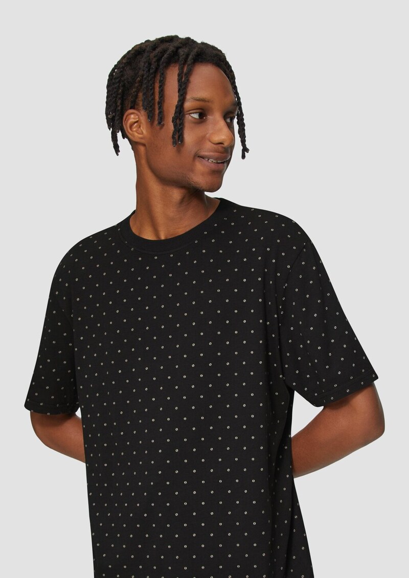 Gewaschenes T-Shirt mit All-over-Print