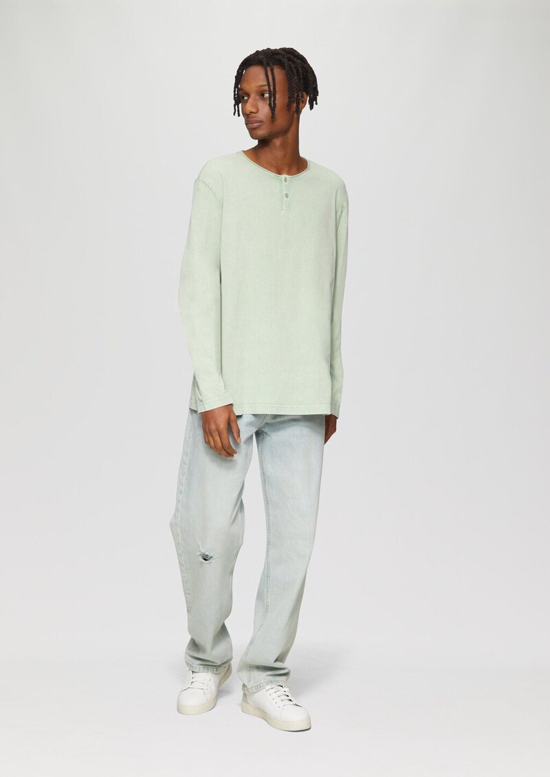 Gewaschenes Longsleeve mit Rollkante