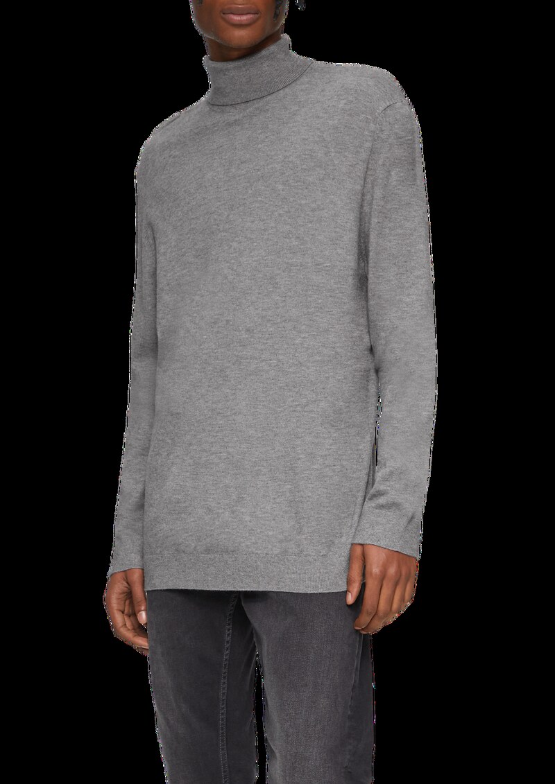 Slim-Fit-Pullover mit Rollkragen