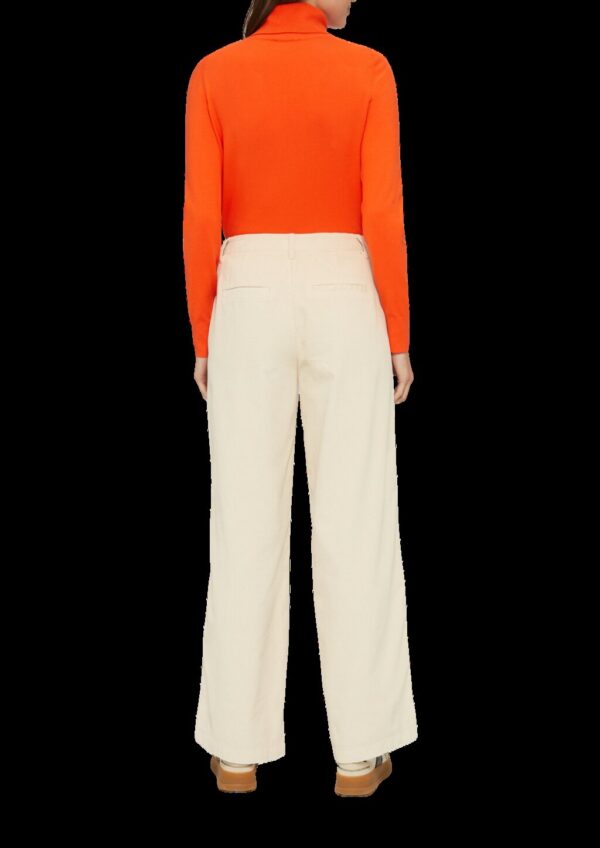 Weicher Rollkragenpullover aus Viskosemix