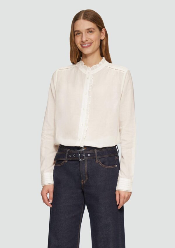 Leicht transparente Bluse mit Rüschen-Details