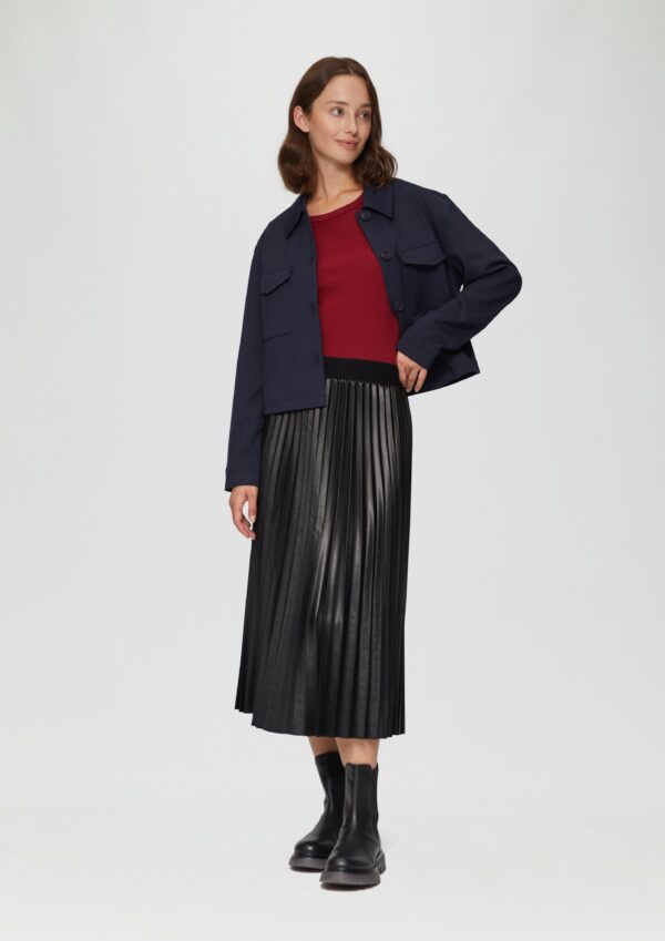 Plisseerock aus Lederimitat