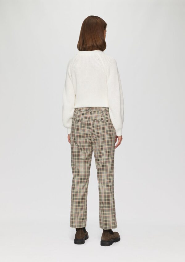 Verkürzte Karohose mit ausgestelltem Saum