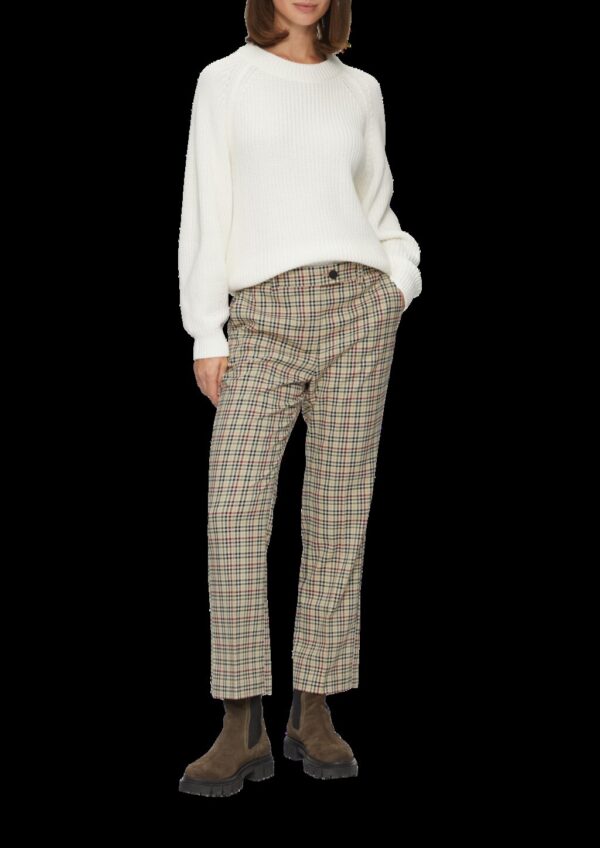 Verkürzte Karohose mit ausgestelltem Saum