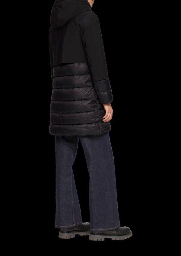 Wasserabweisender Puffermantel mit Smart-Heat-Funktion