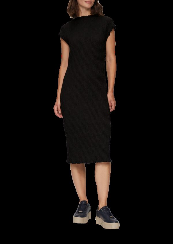 Kleid in Crêpe-Optik