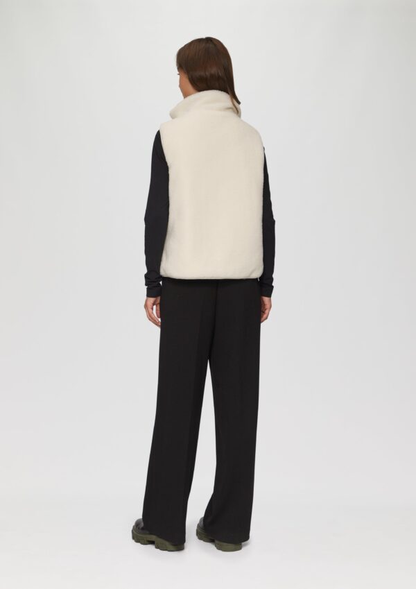 Wendeweste mit Teddyplüsch