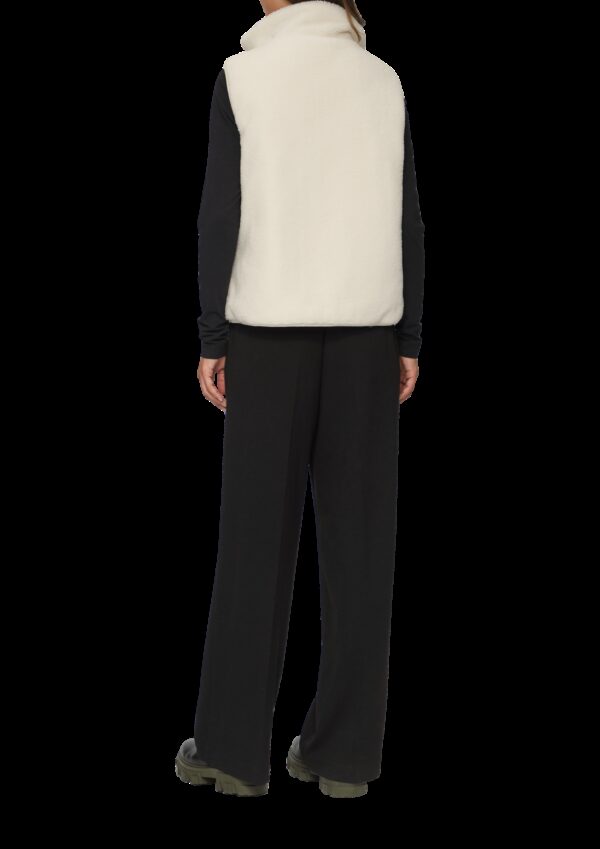 Wendeweste mit Teddyplüsch