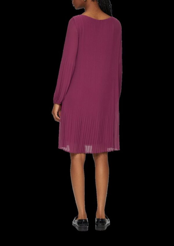 Plissiertes Chiffonkleid