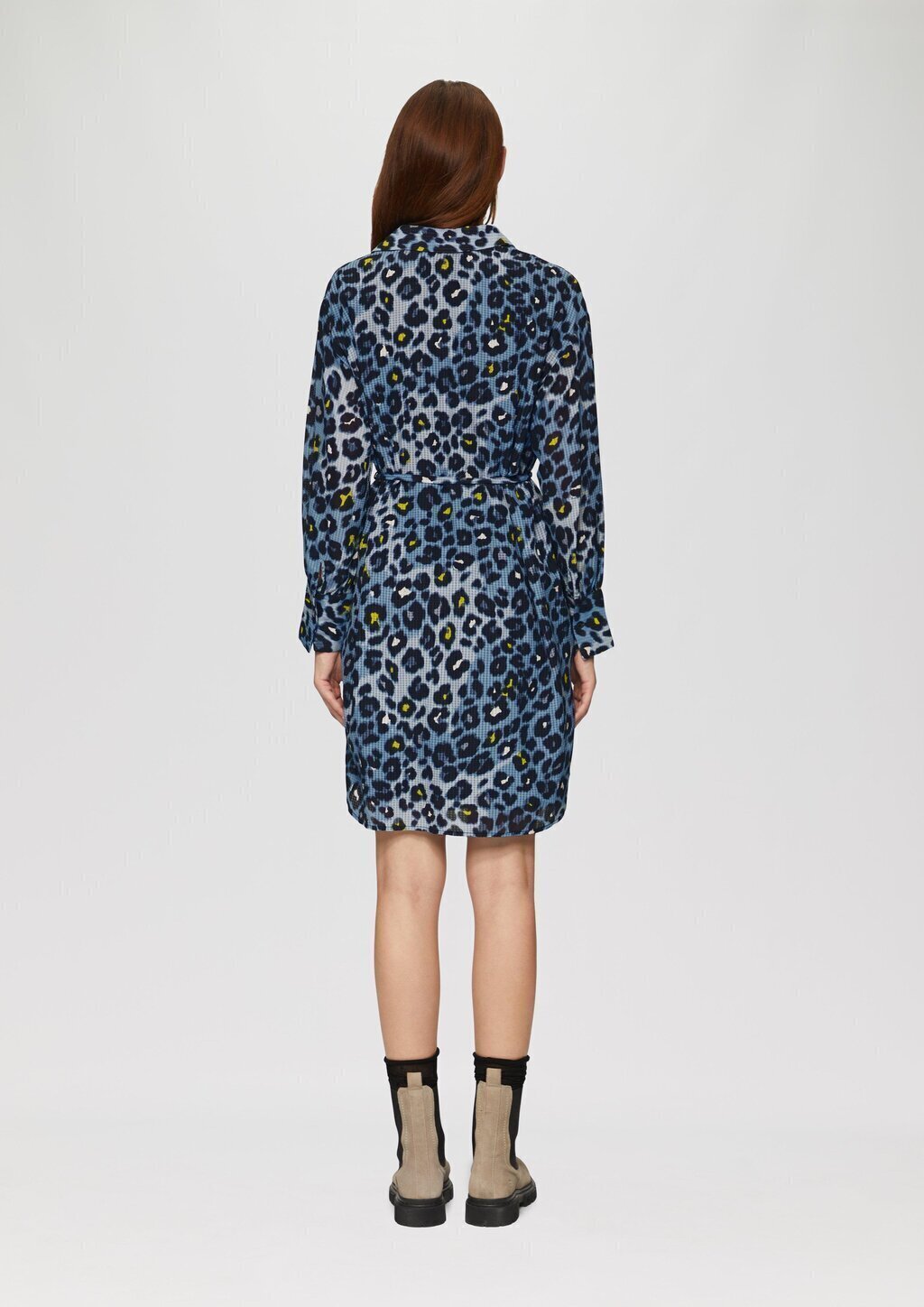 Hemdblusenkleid aus Viskosemix mit Strukturmuster