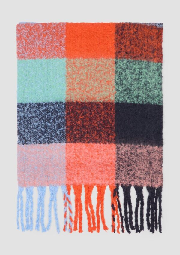 Gemusterter Fransenschal