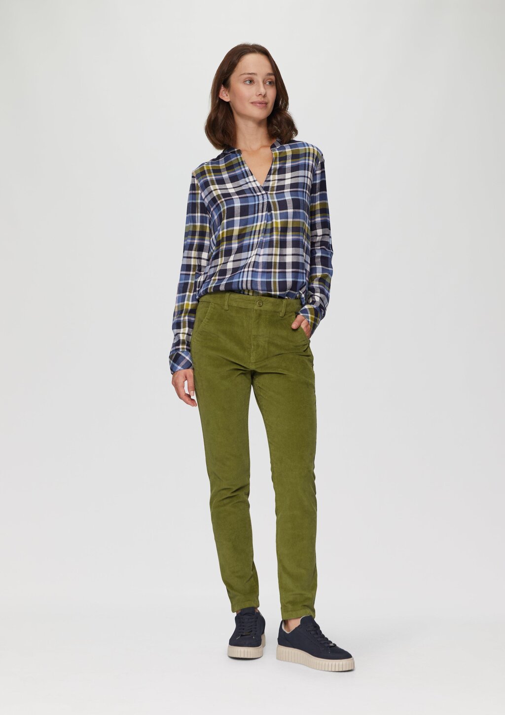 Schmal geschnittene Cordhose