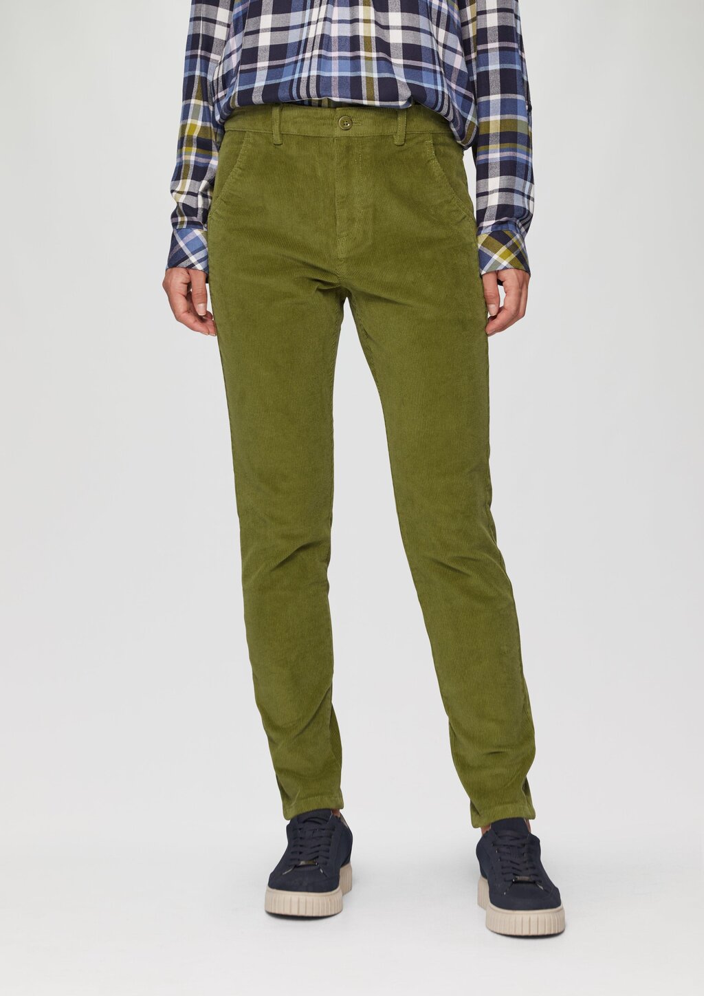 Schmal geschnittene Cordhose