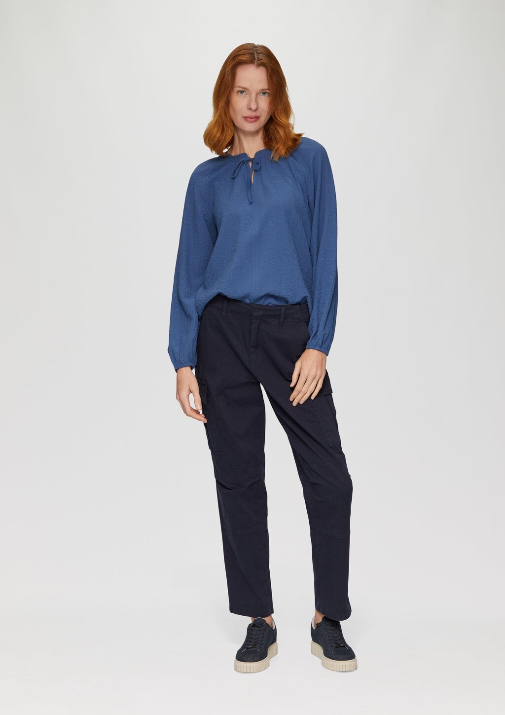 Strukturierte Bluse mit Raffdetails