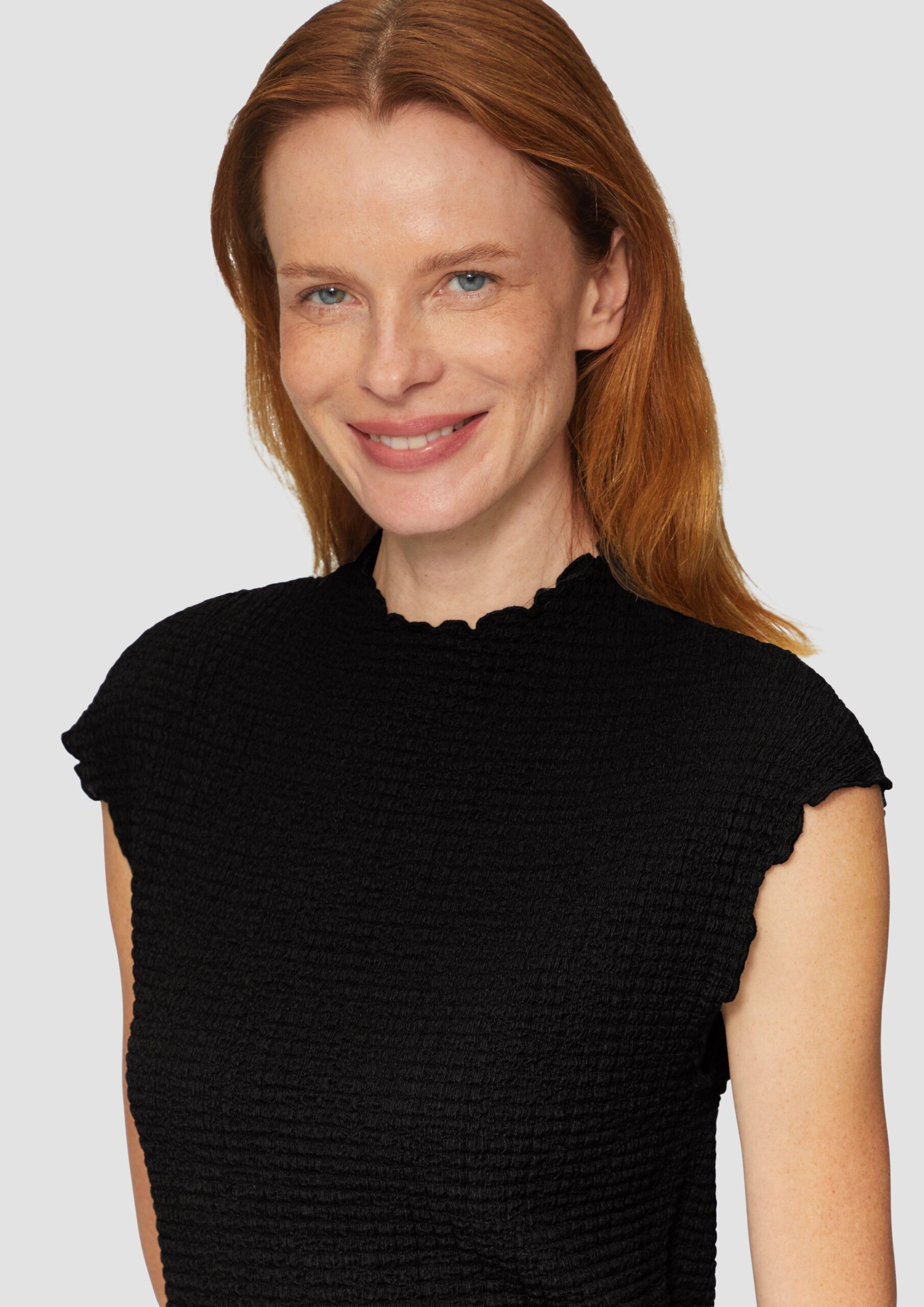 T-Shirt in Crêpe-Optik